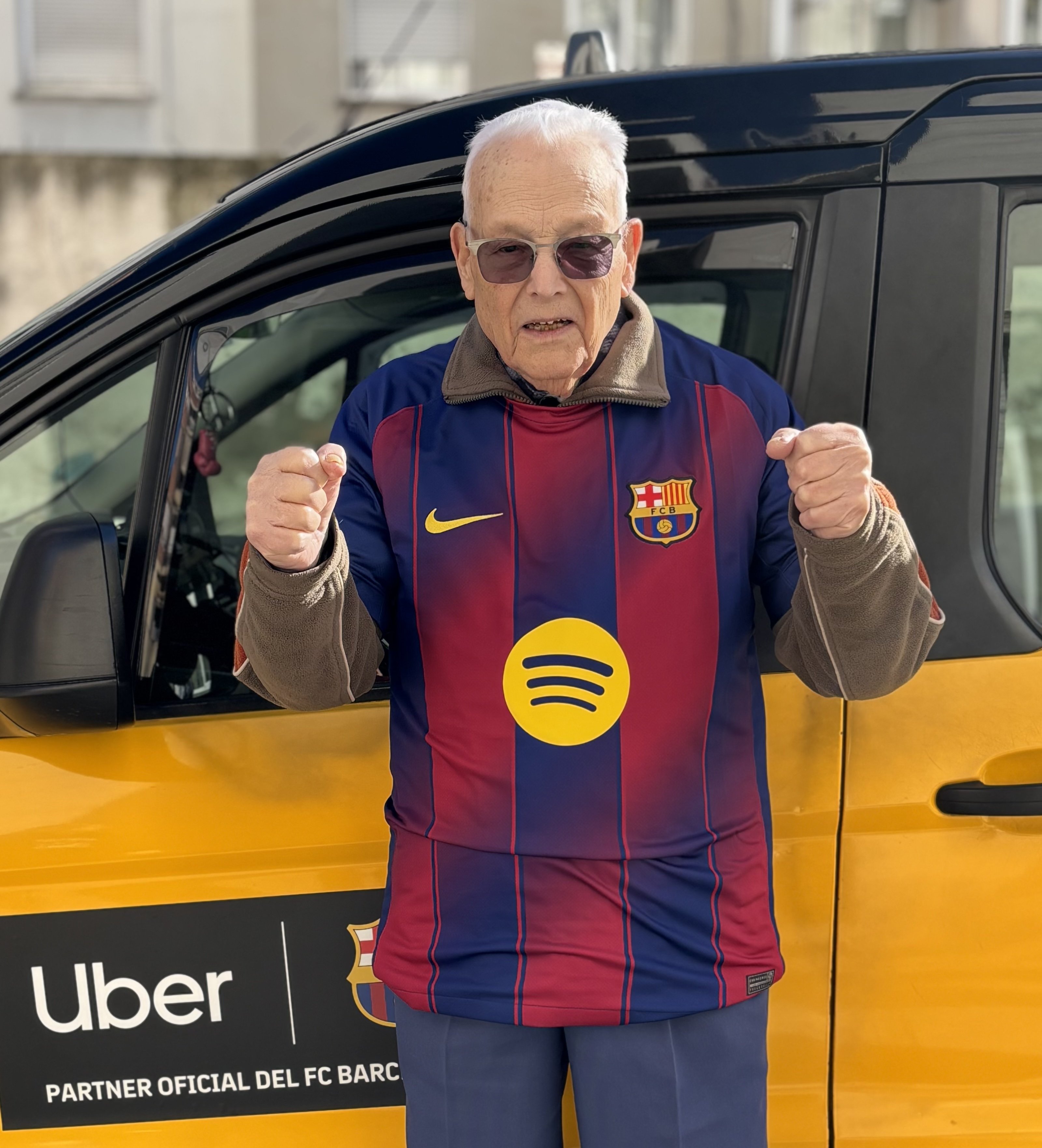 Joan cumple su sueño de ir al Camp Nou