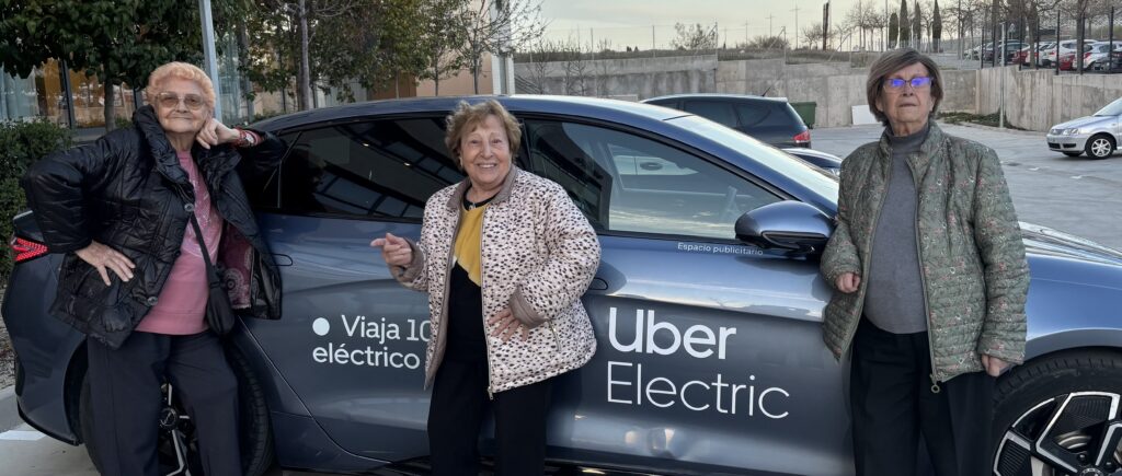 Un Uber, tres abuelas y un tattoo